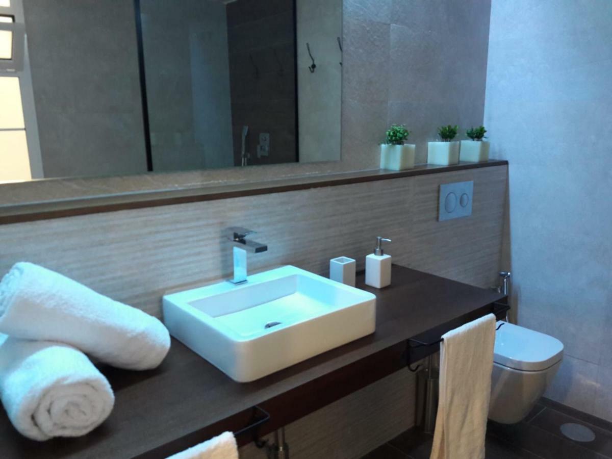 Dreamsapt Sagasta Seville Ngoại thất bức ảnh